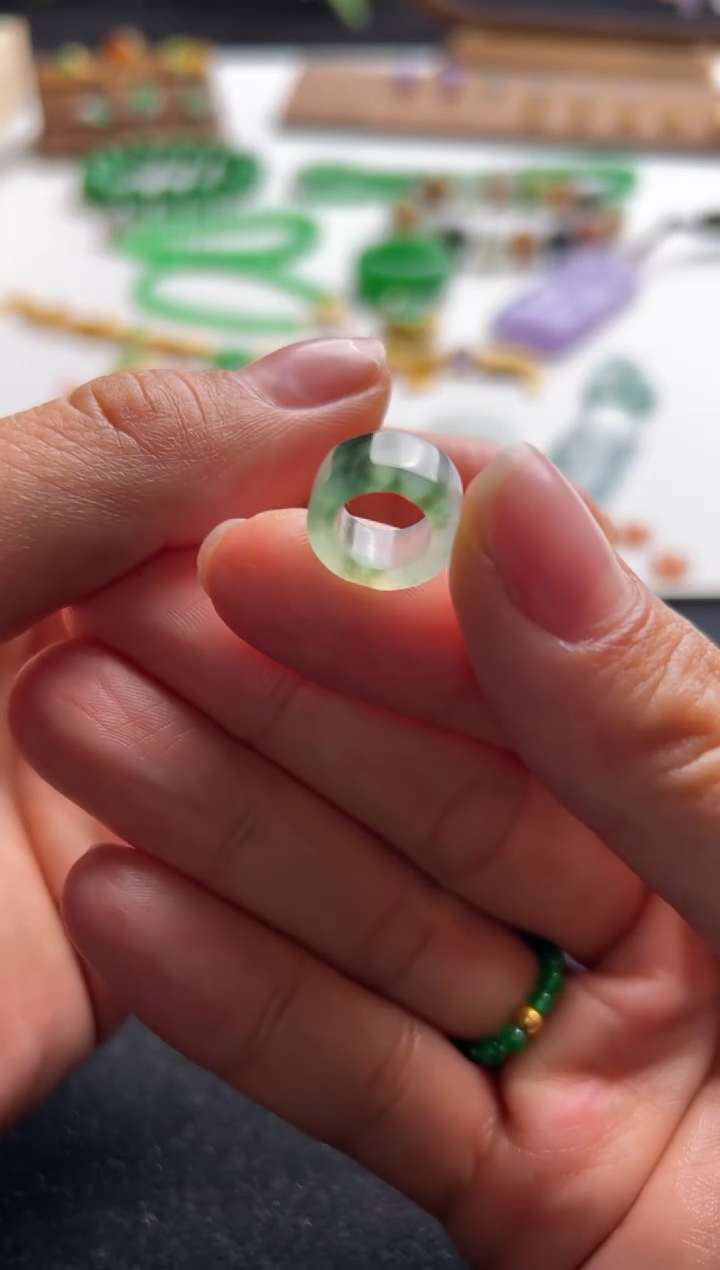 【闪购商品】翡翠裸石未镶嵌乌鸡飘花跑环280-xds 清！1