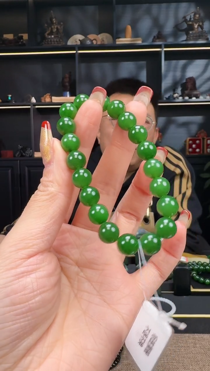 【闪购商品】和田玉1未镶嵌10mm碧玉手串