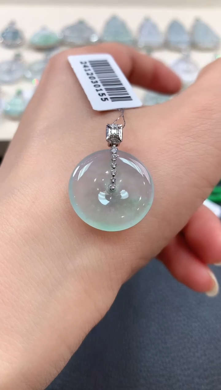 【闪购商品】翡翠吊坠(不含链)18K金镶嵌n6多样性一件发货