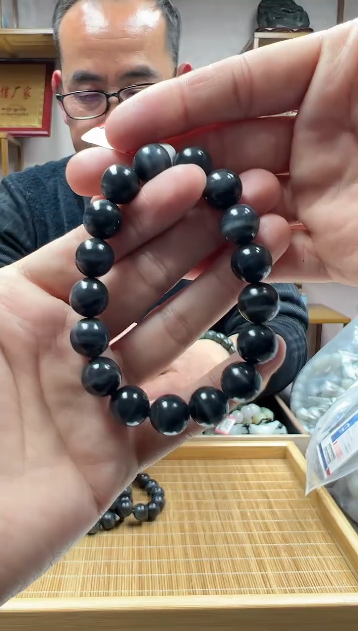 【闪购商品】和田玉手链未镶嵌12青花一线天