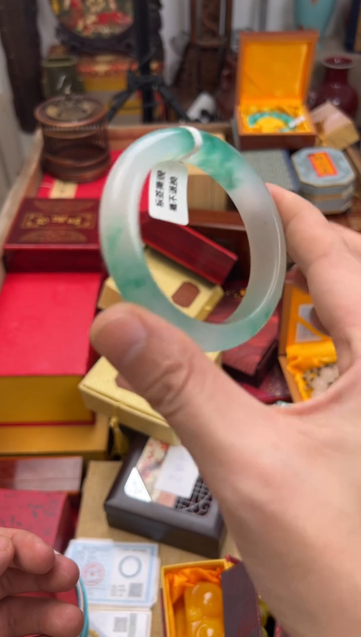 【闪购商品】翡翠手镯未镶嵌————————————