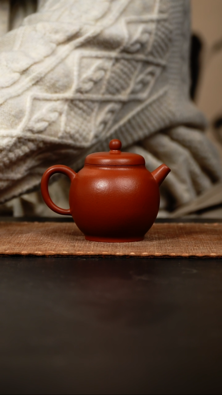 【闪购商品】紫砂茶壶巨轮珠朱泥135cc