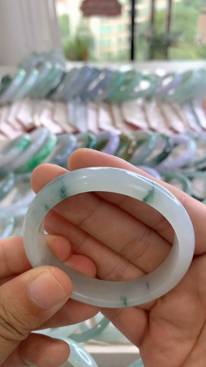 未镶嵌手镯翡翠贵妃飘花52