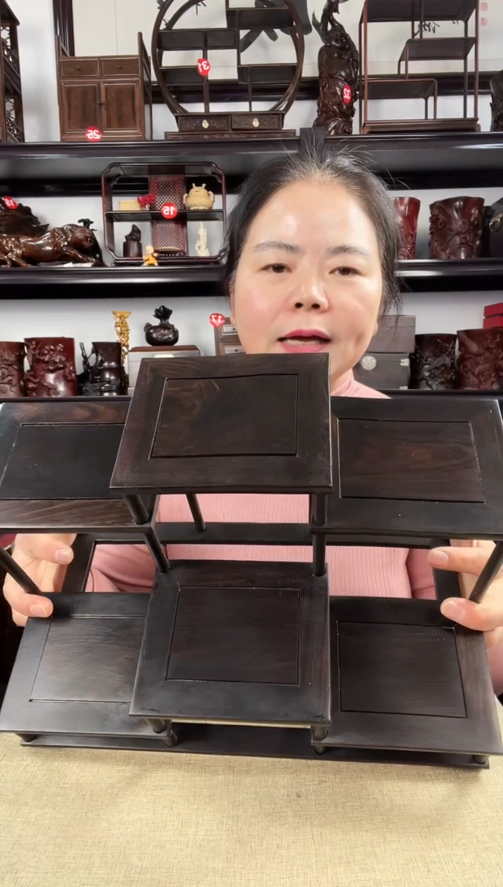 木黑六连老李红木工艺品