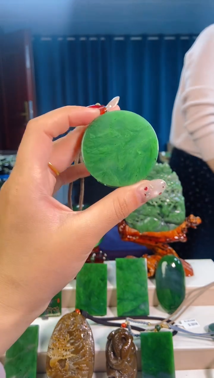 【闪购商品】和田玉挂件未镶嵌1