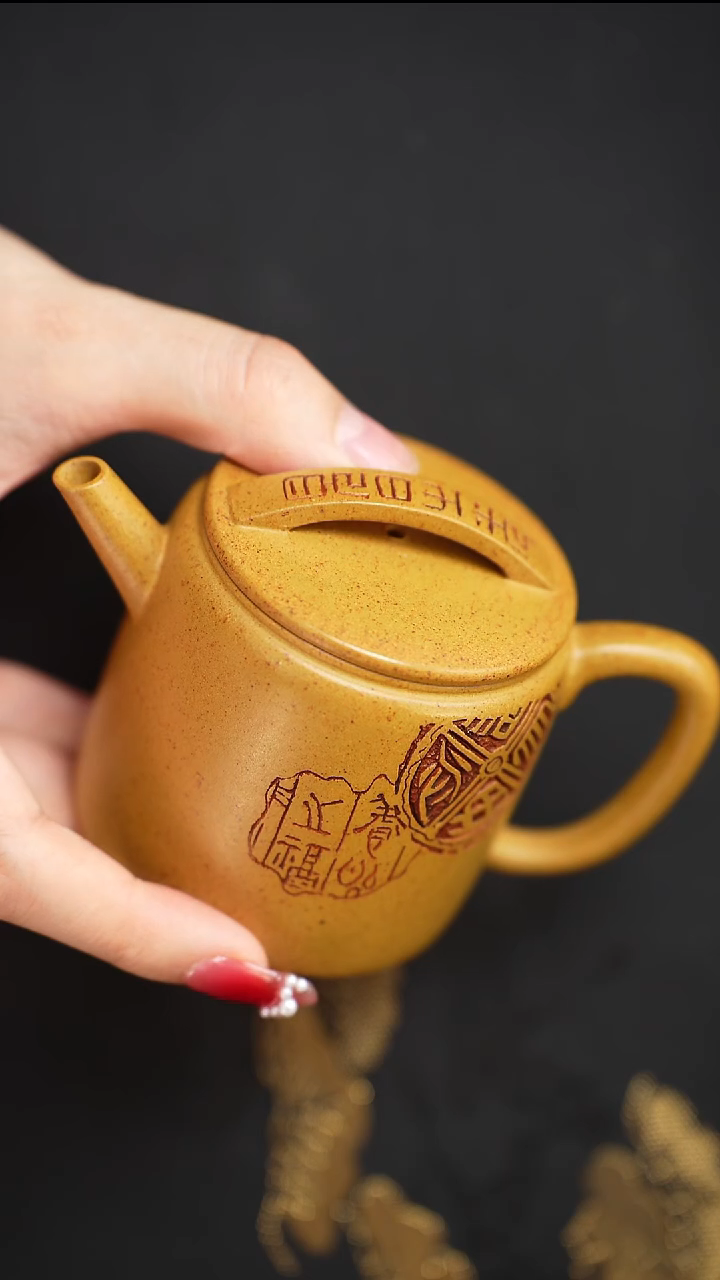 茶壶紫砂高温段泥刻绘高汉瓦150cc