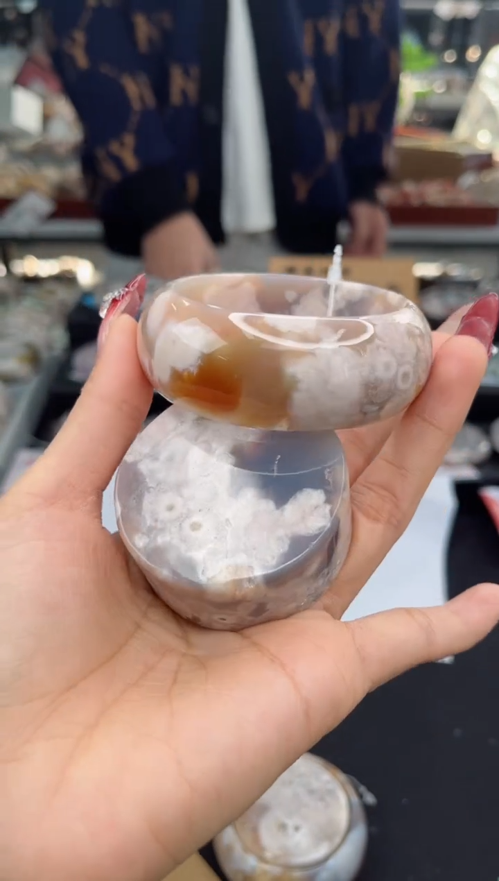 【闪购商品】石英质玉手镯未镶嵌55圈口（不退不换）1283121