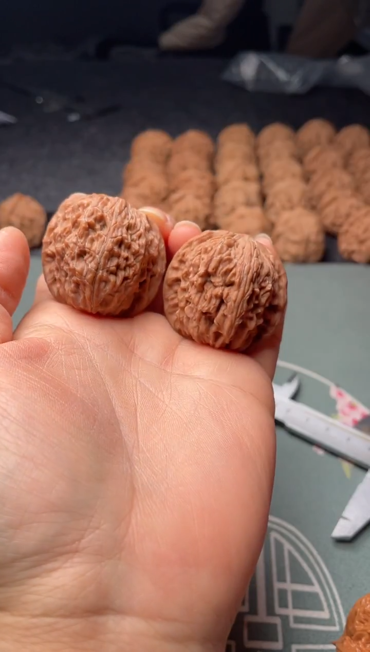 把件文玩核桃w39  磨盘 38尺