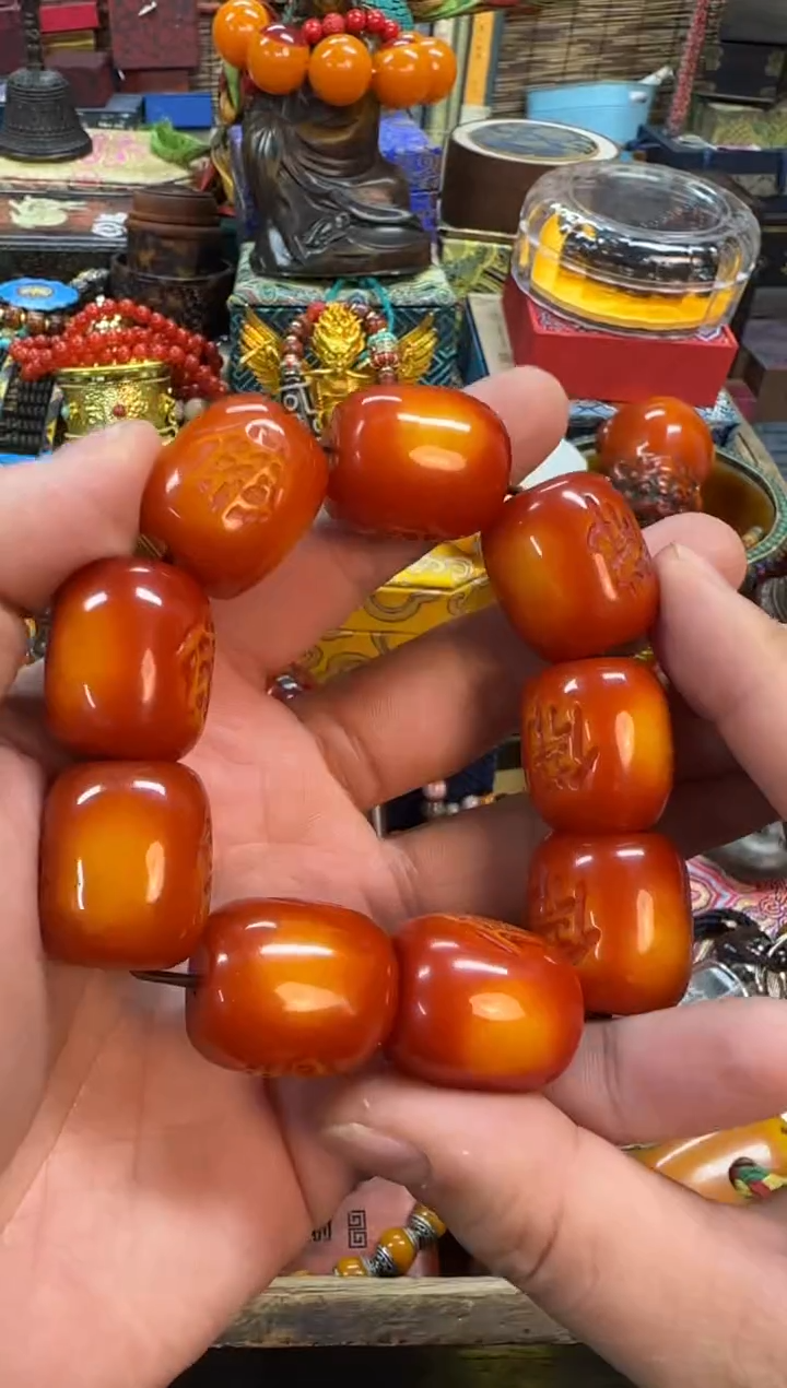 【闪购商品】琥珀裸石未镶嵌推荐好物如图所示