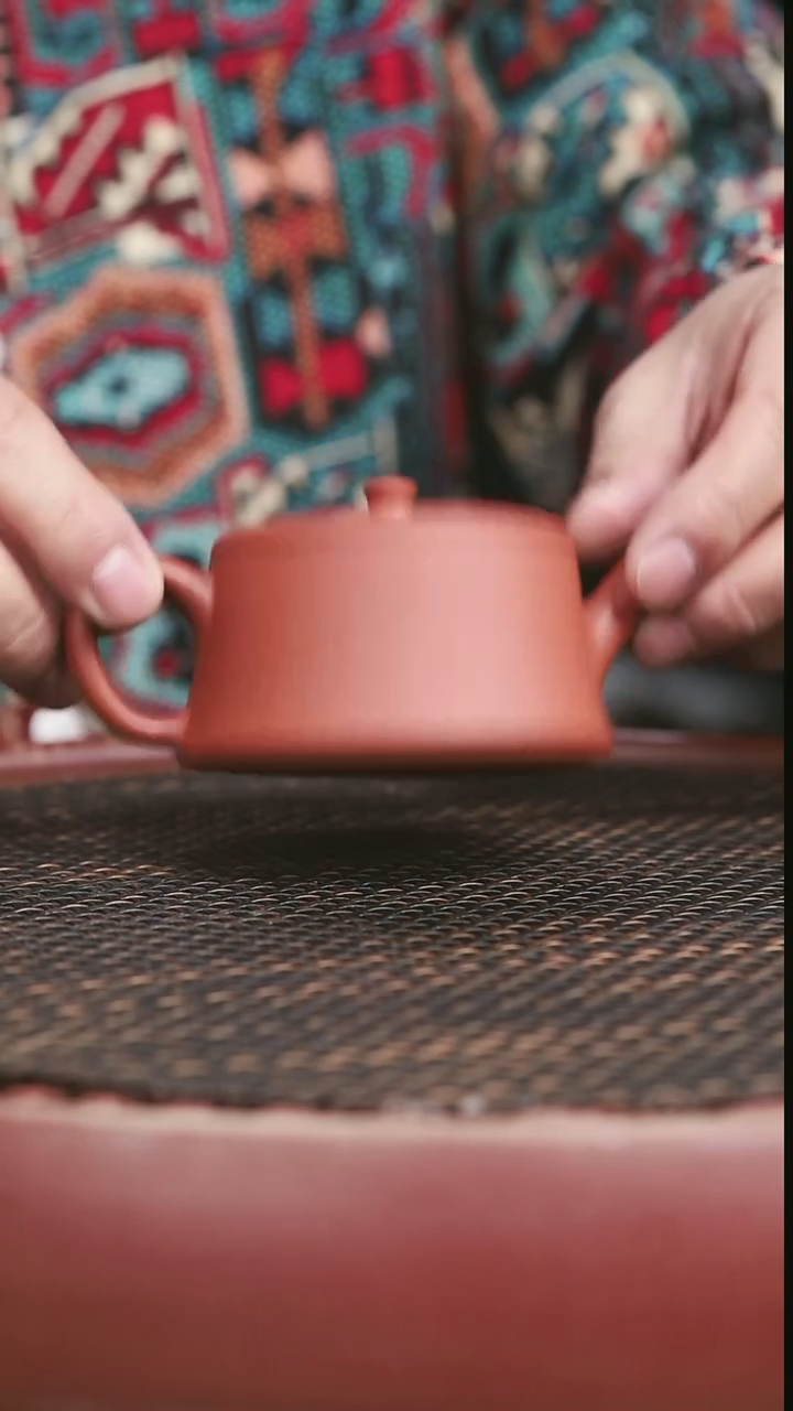 茶壶紫砂51号大红泥云柱140CC