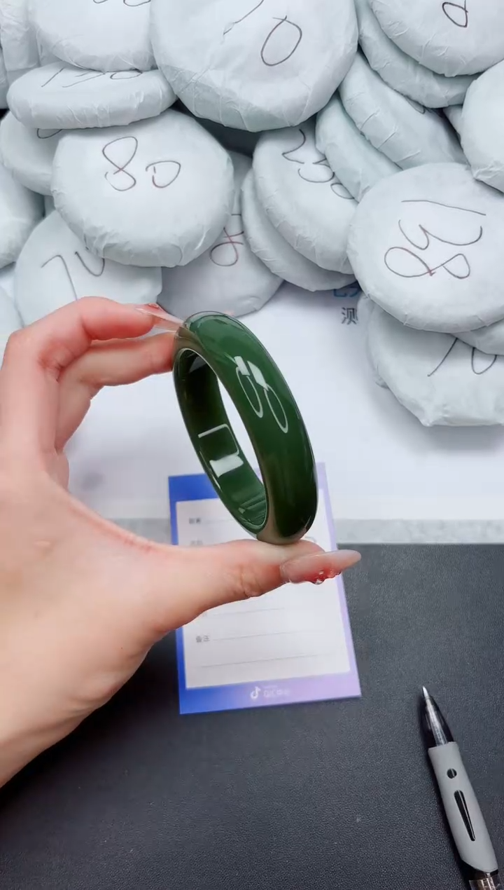 手镯和田玉未镶嵌M54-57.7