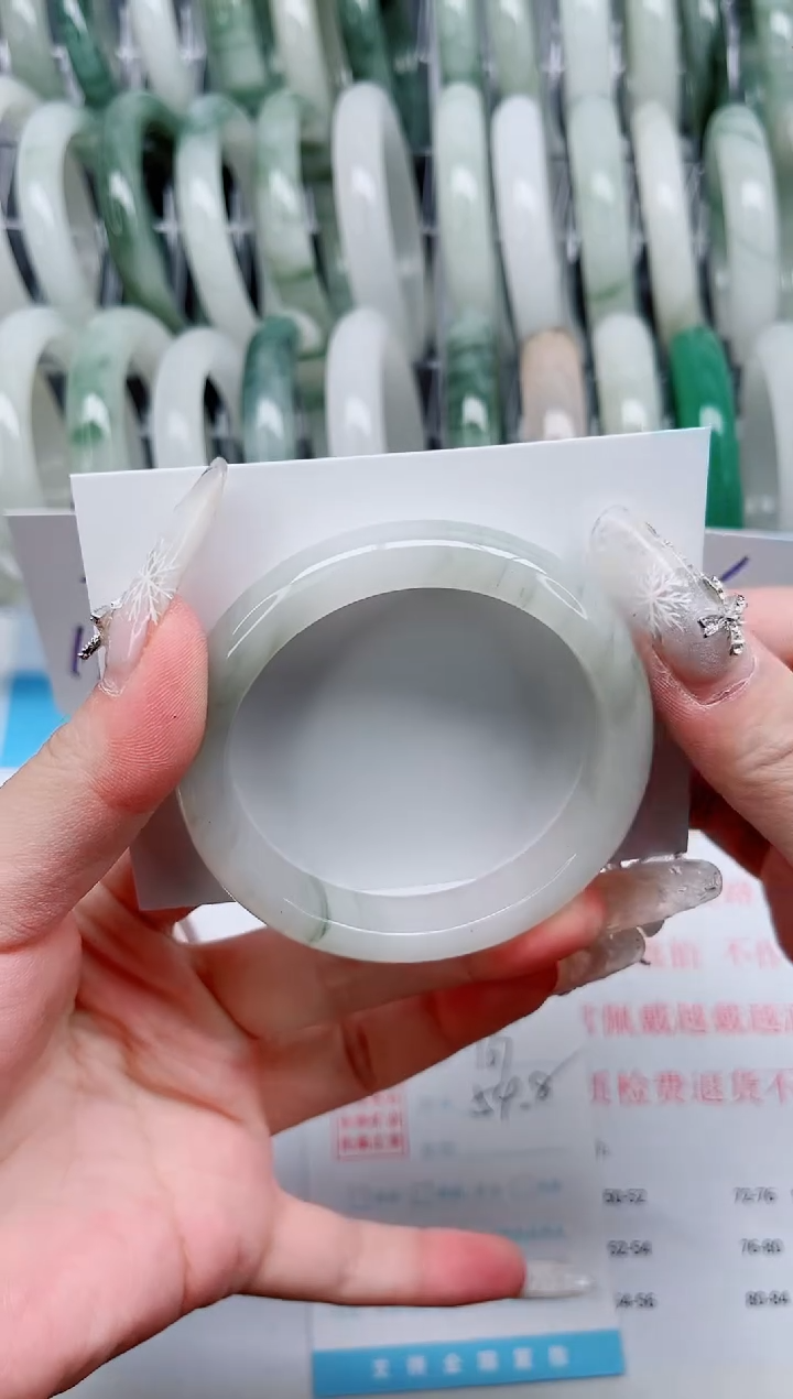 【闪购商品】石英质玉手镯未镶嵌A167-54.8