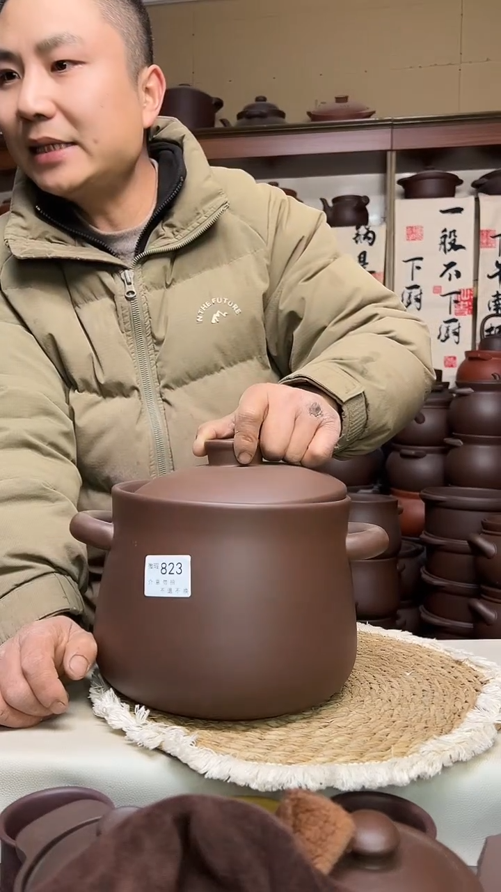 宜兴紫砂微瑕4升小蛮腰823