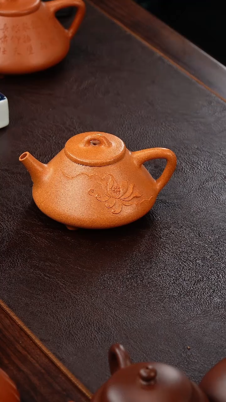 茶壶紫砂侯峰黄金段子冶200cc