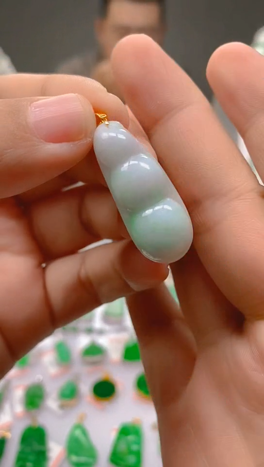 【闪购商品】翡翠颈饰18K金镶嵌新号开播，全场乱卖