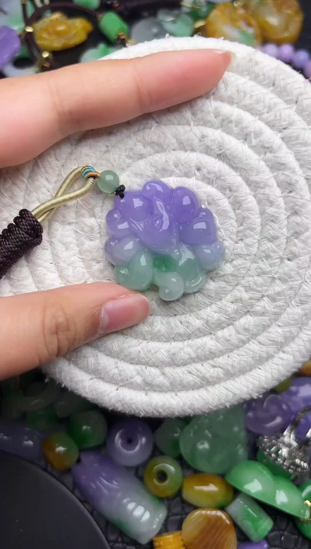 颈饰未镶嵌翡翠缅甸翡翠吊坠