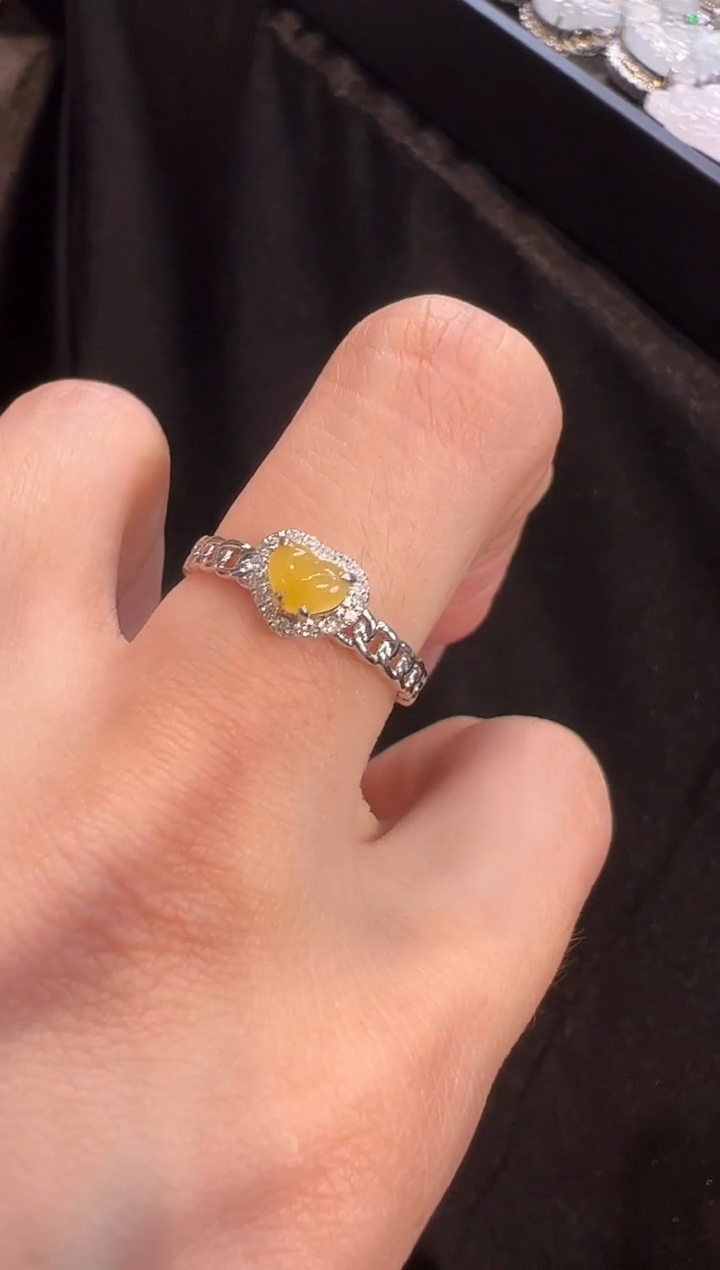 【闪购商品】翡翠戒指18K金镶嵌戒指