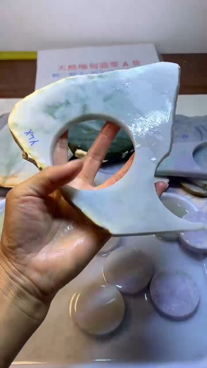 未镶嵌定制翡翠翡翠裸石