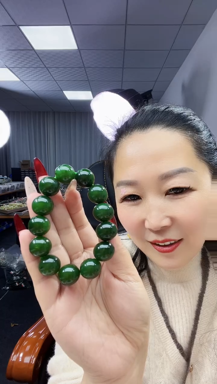 未镶嵌手链和田玉天然和田玉俄碧菠菜绿16