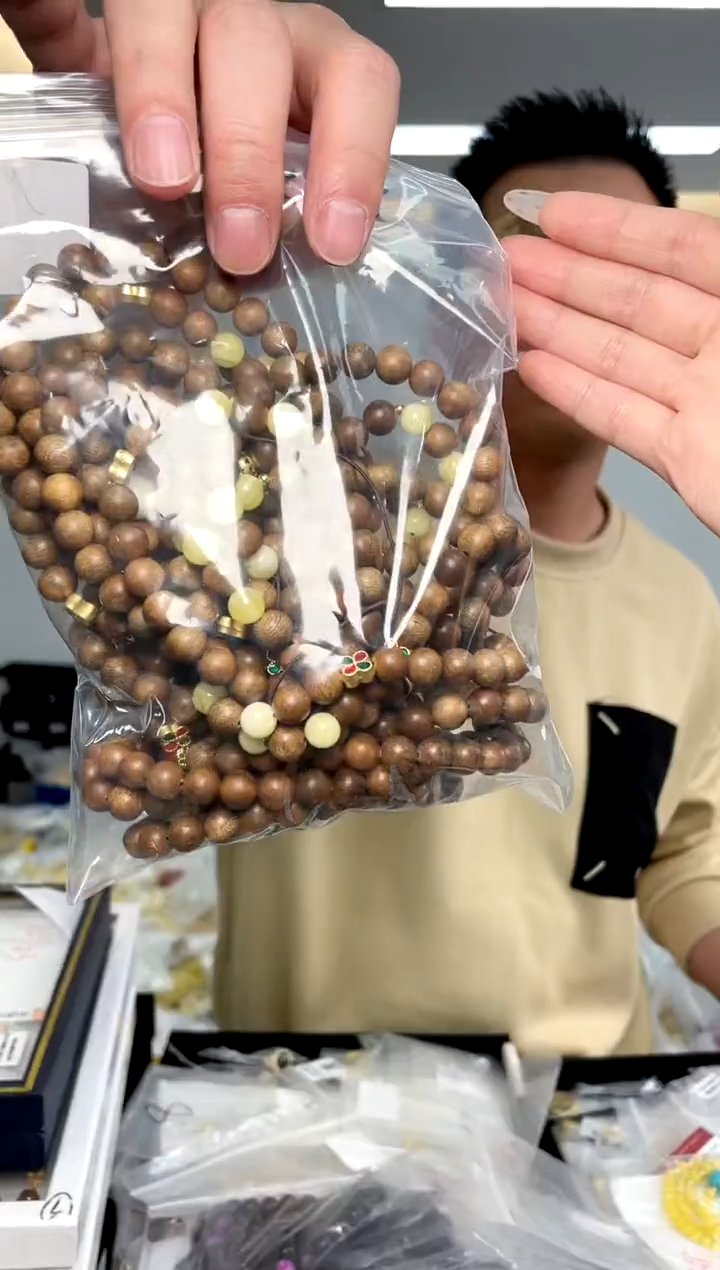 【闪购商品】蜜蜡裸石未镶嵌多样性单个发货