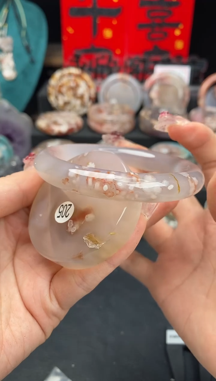 【闪购商品】石英质玉手镯（圆镯）未镶嵌55