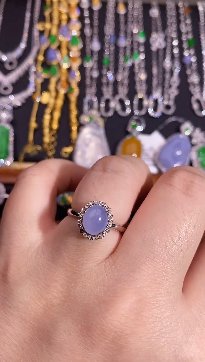 翡翠戒指18K金镶嵌戒指