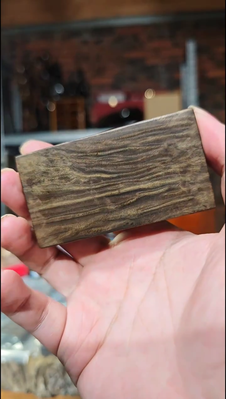 金丝楠无事牌手把件