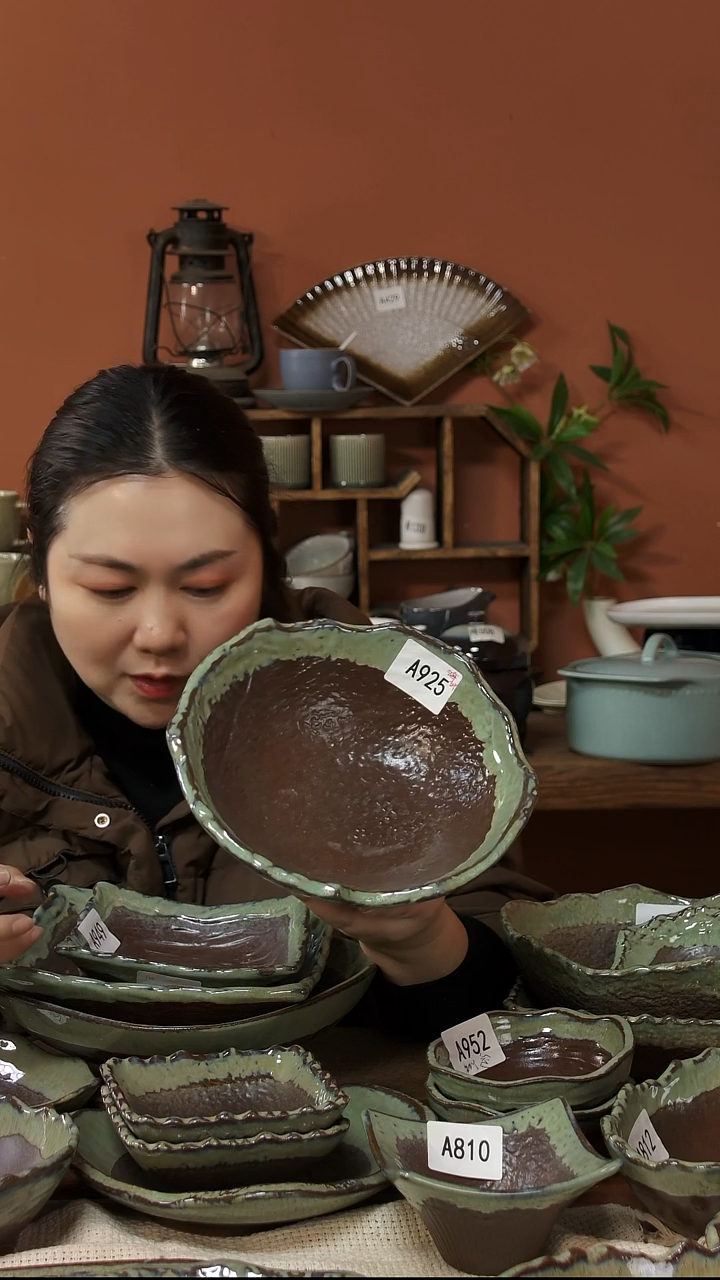 陶瓷瓷A925 一只粗陶红泥异形碗21*8微瑕