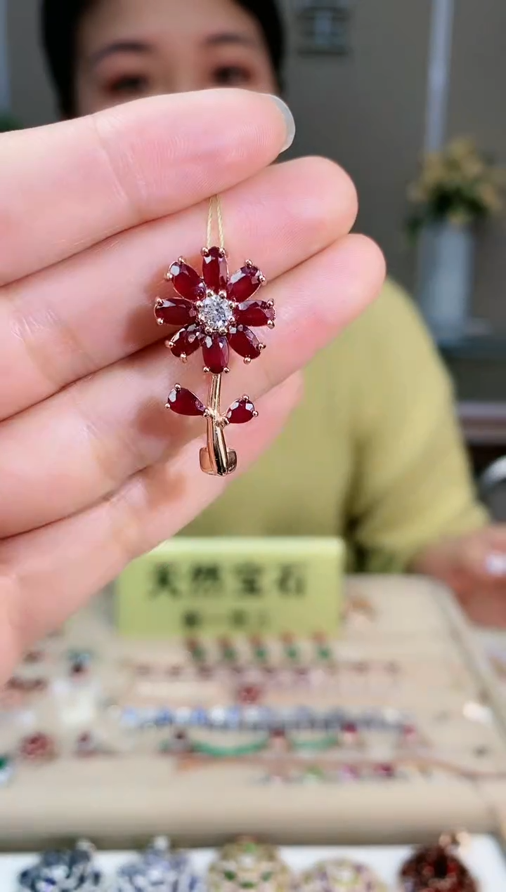 【闪购商品】红宝石胸针银S925镶嵌胸针