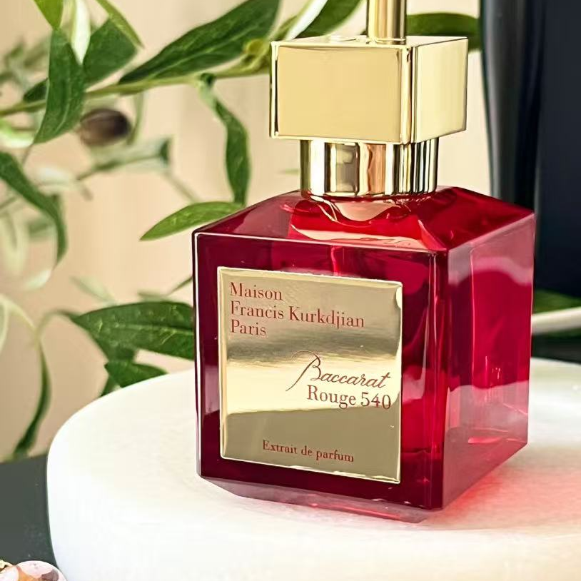 MFK梵诗柯香晶红540香精 留香木质琥珀调香水