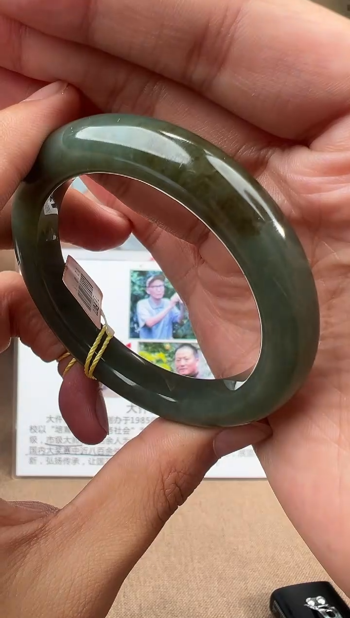 和田玉手镯未镶嵌多样性发货拍一发一2074