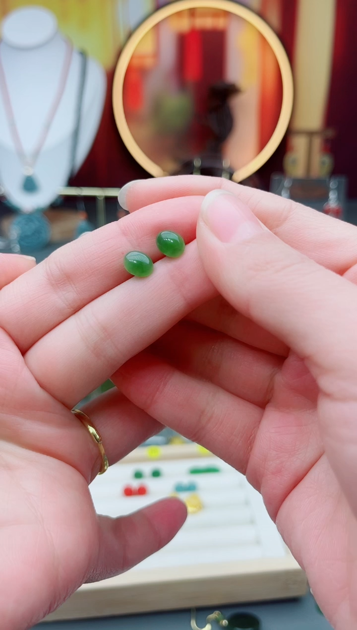 未镶嵌和田玉耳饰碧玉蛋面耳钉