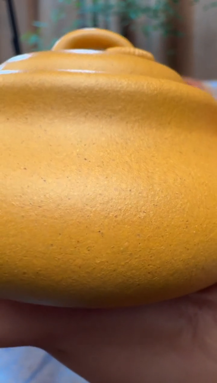 茶壶紫砂A****?福禄-超精工半手-矿标级老宕口黄金段-容量:190CC