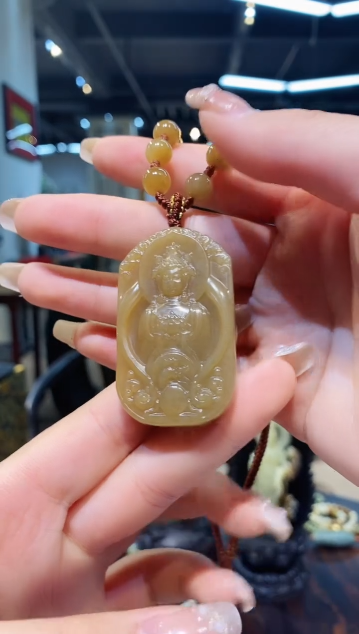 【闪购商品】和田玉挂件未镶嵌糖玉宝瓶观音多样发发一件