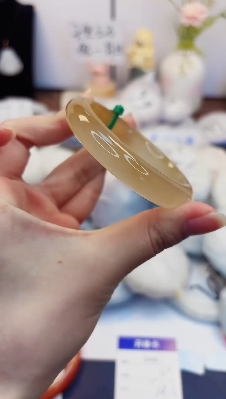 【闪购商品】石英质玉手镯未镶嵌46-财气镯-圈口54