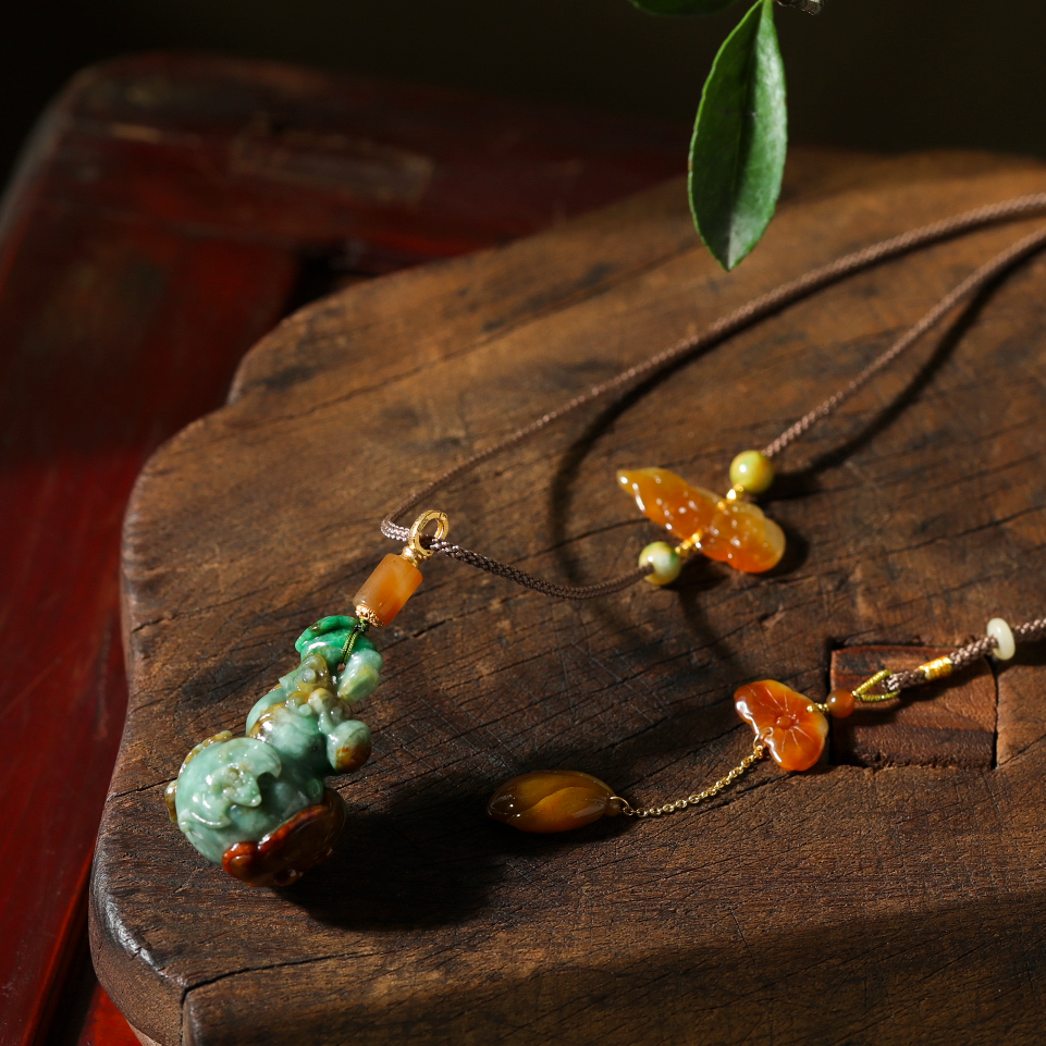 【意婵】天然典藏级老翡翠葫芦项链18K金-908659