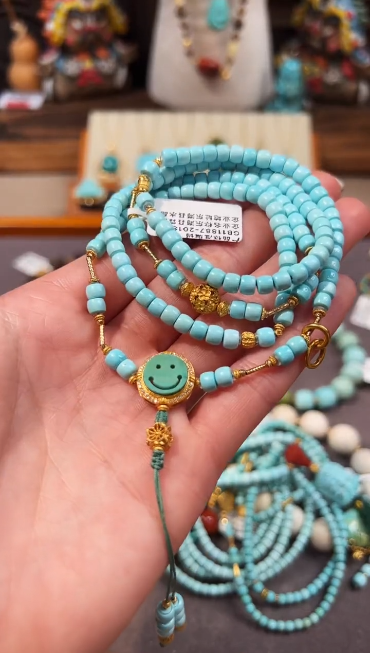 18K金镶嵌绿松石颈饰绿松石项链