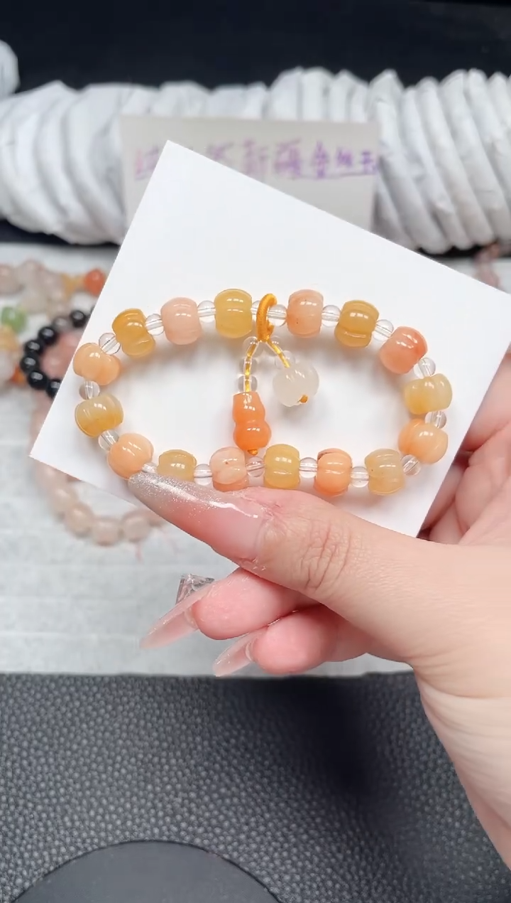 【闪购商品】石英质玉手镯未镶嵌橘粉