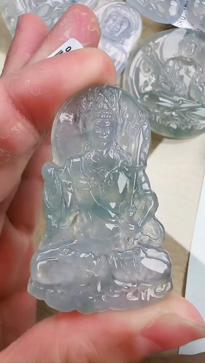 翡翠未镶嵌颈饰缅甸翡翠a货