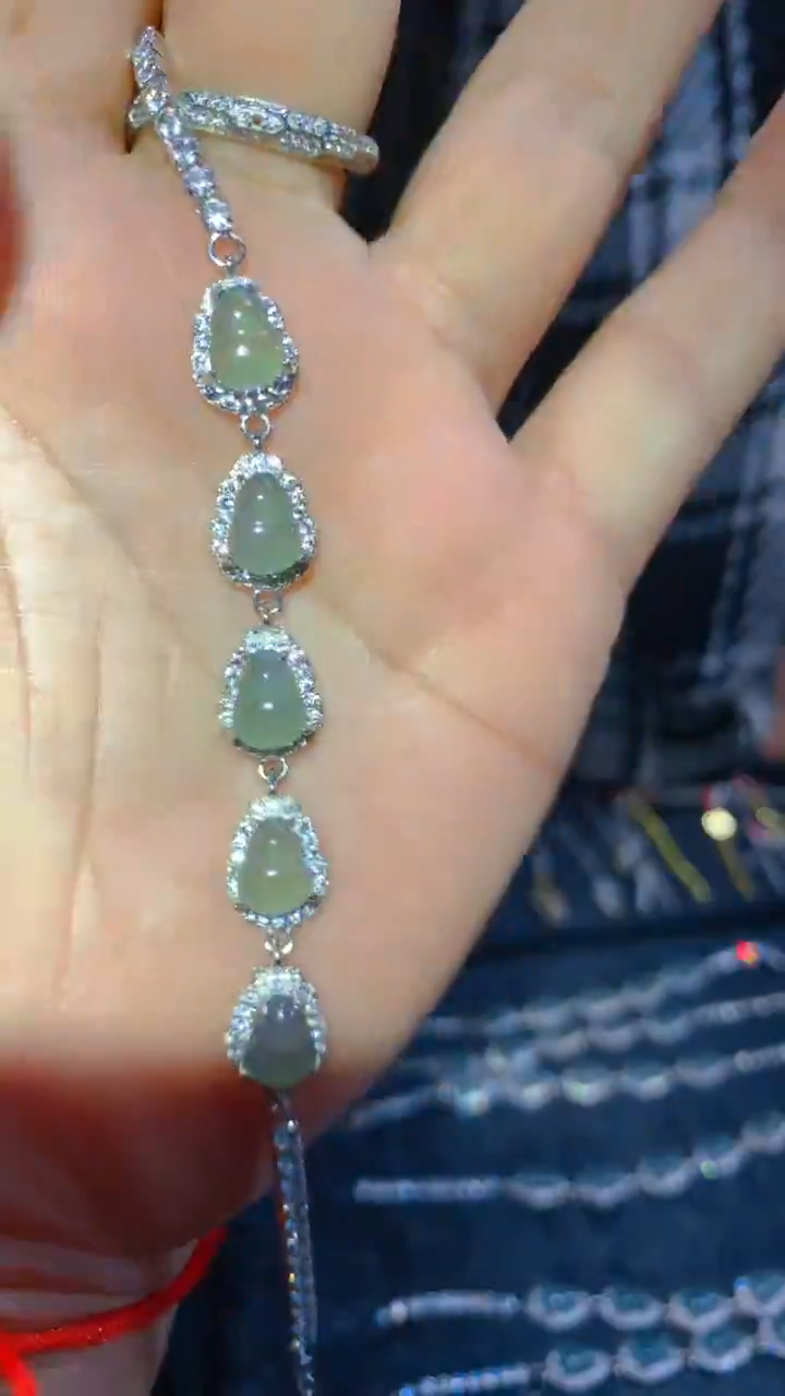 【闪购商品】翡翠手链未镶嵌0296361906多样性发其一