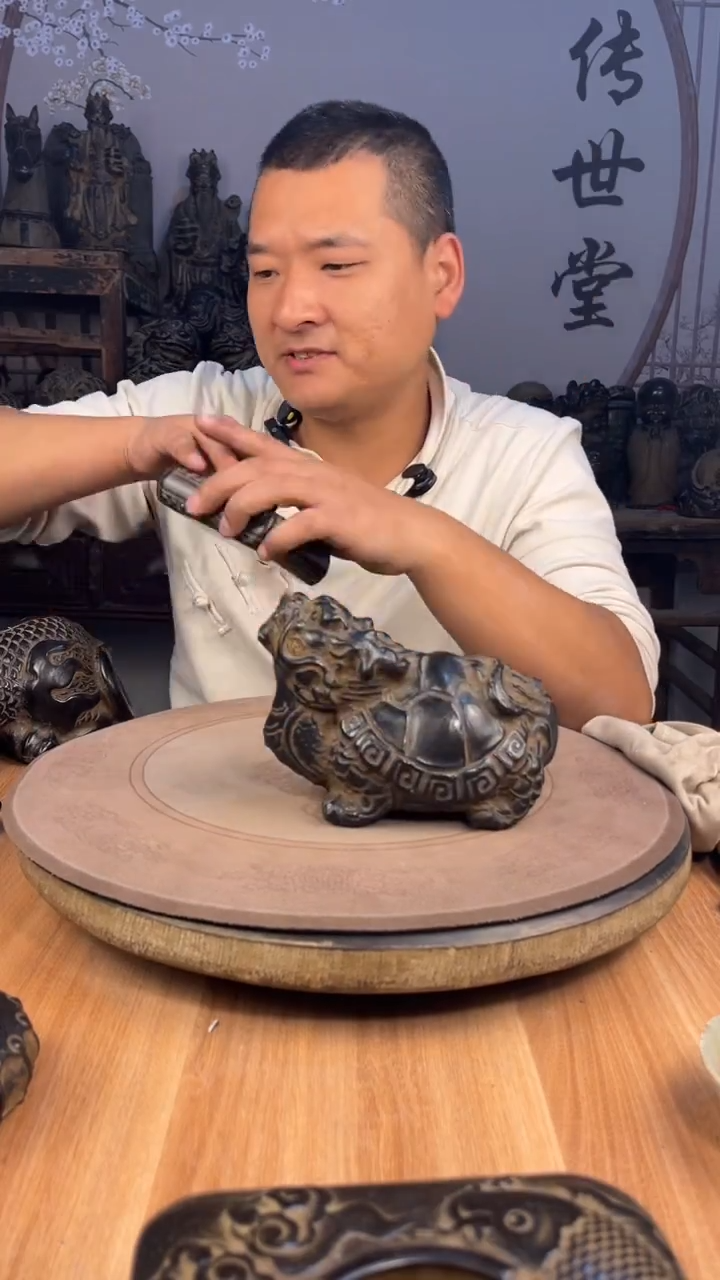 石材精雕水磨龙龟一只