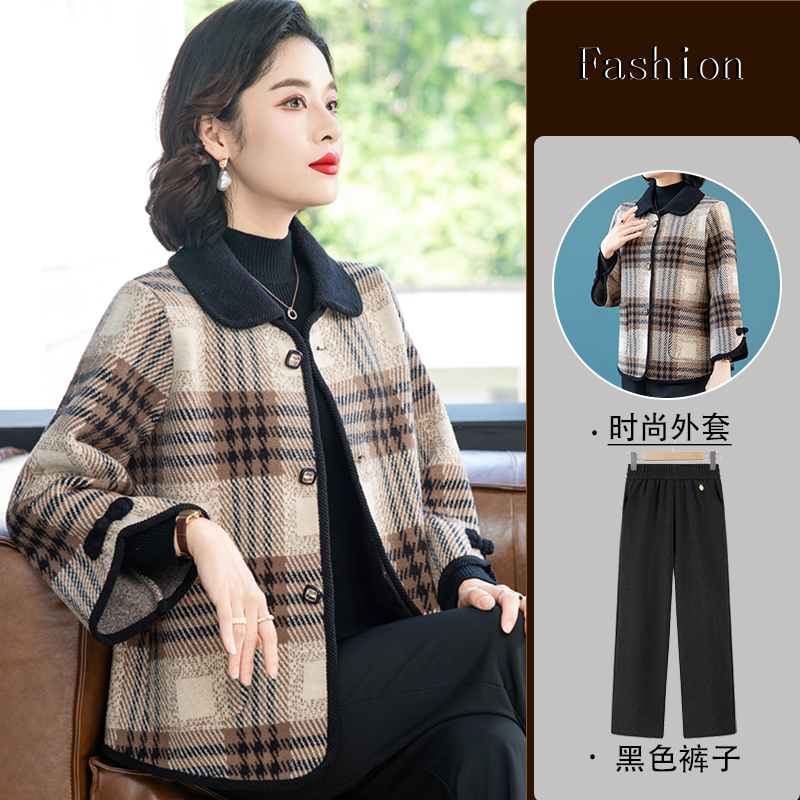 中年妈妈春秋外套洋气40到50岁中老年人春装新款时尚短款上衣服