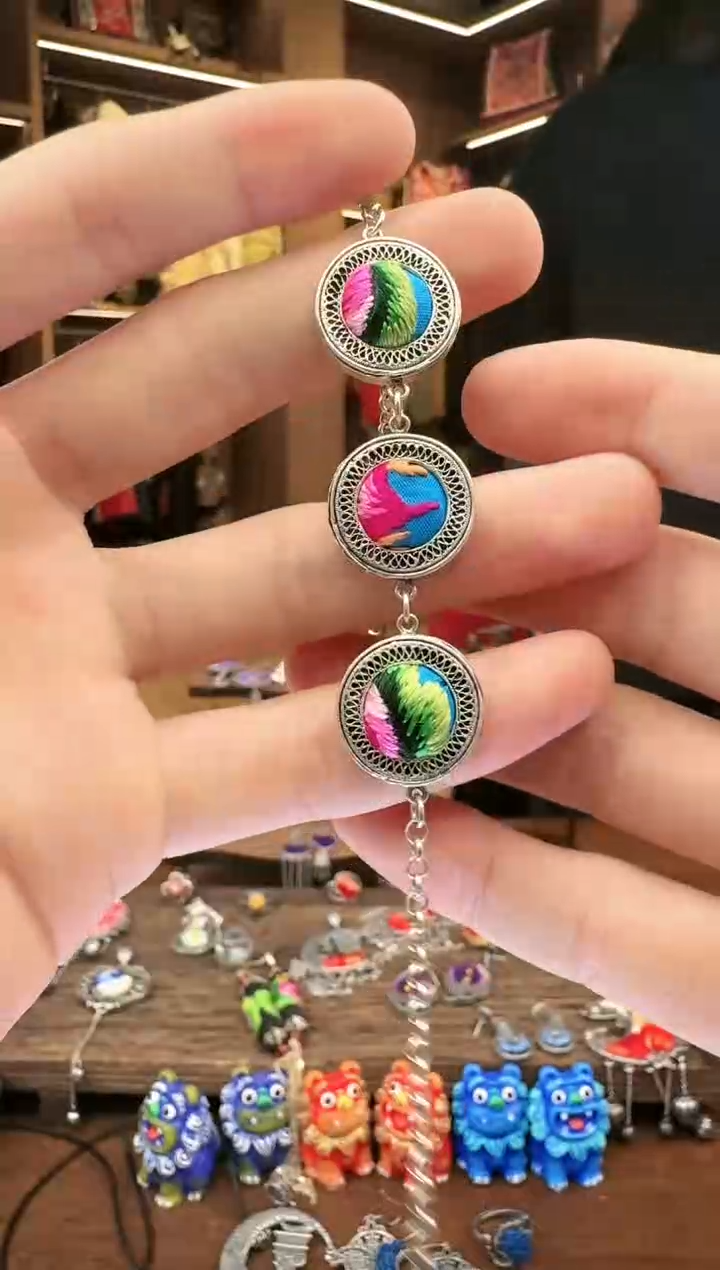 【闪购商品】织绣145黔东南苗族刺绣