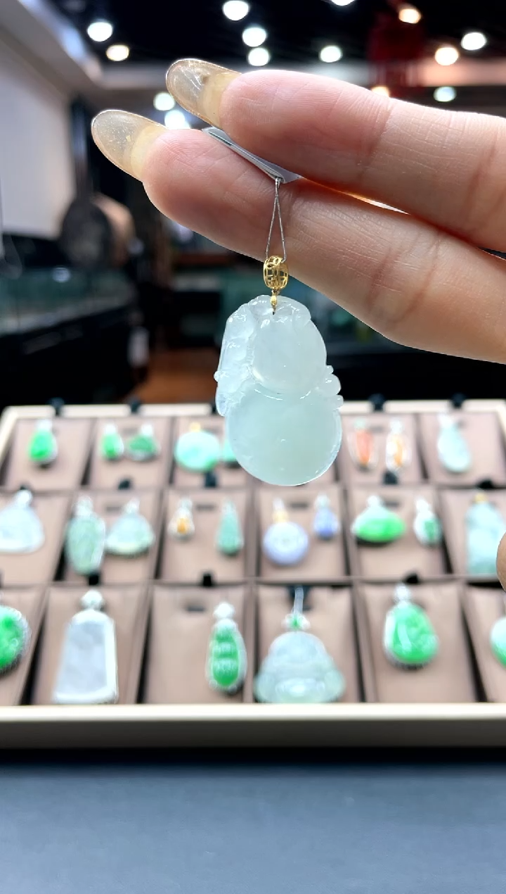 【闪购商品】翡翠颈饰18K金镶嵌葫芦