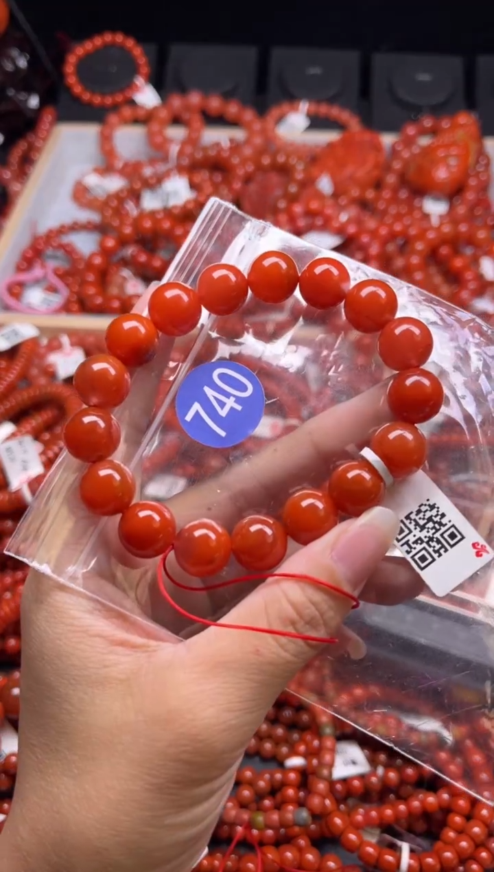 南红玛瑙未镶嵌珠宝奇石740-12