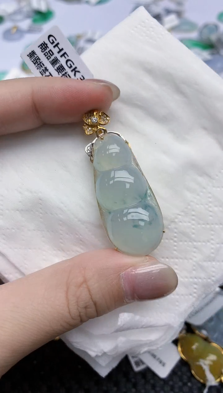 【闪购商品】翡翠颈饰18K金镶嵌天然翡翠A货