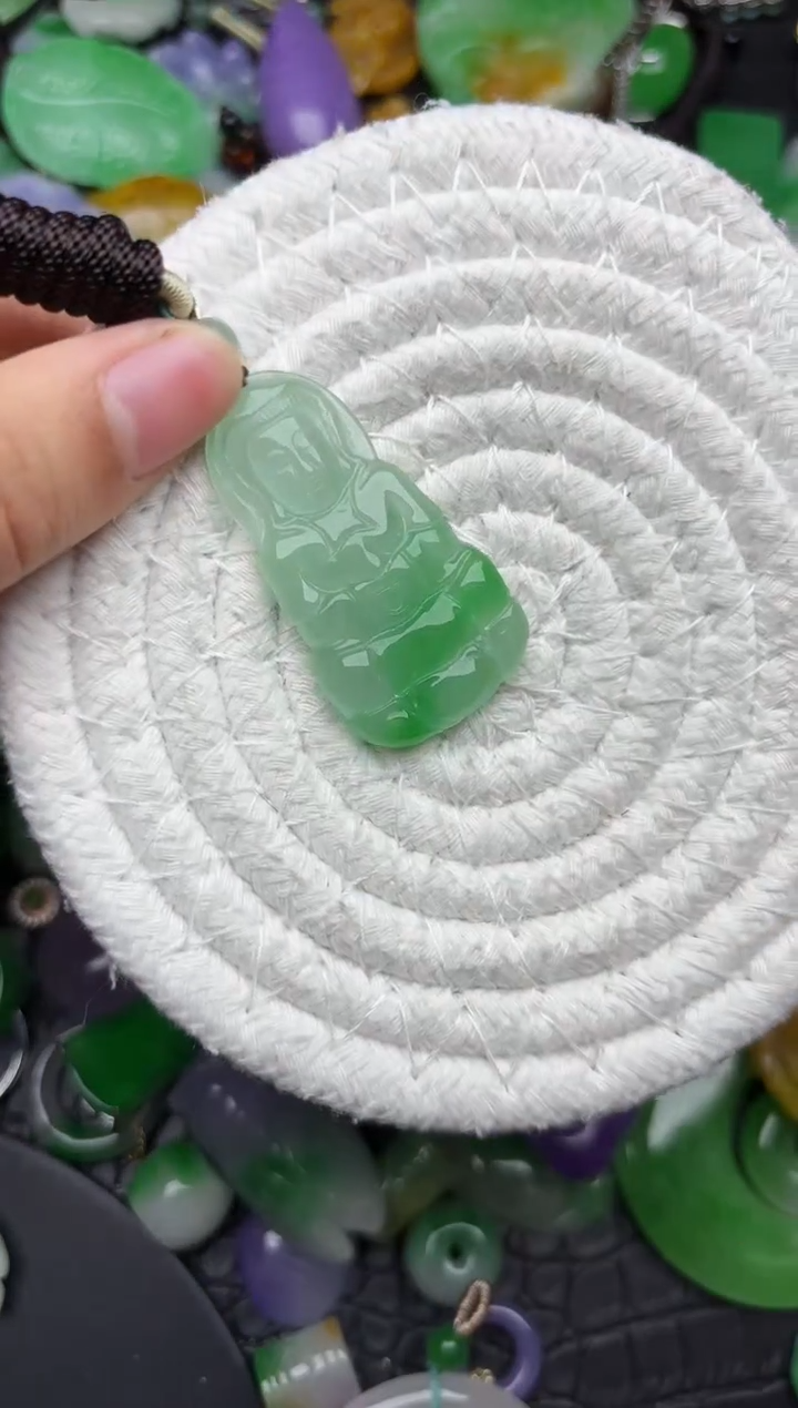 颈饰未镶嵌翡翠缅甸翡翠吊坠