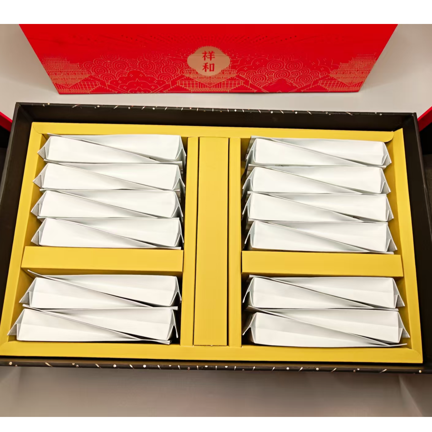 2017茉莉花香六堡茶礼盒（7g*24袋）