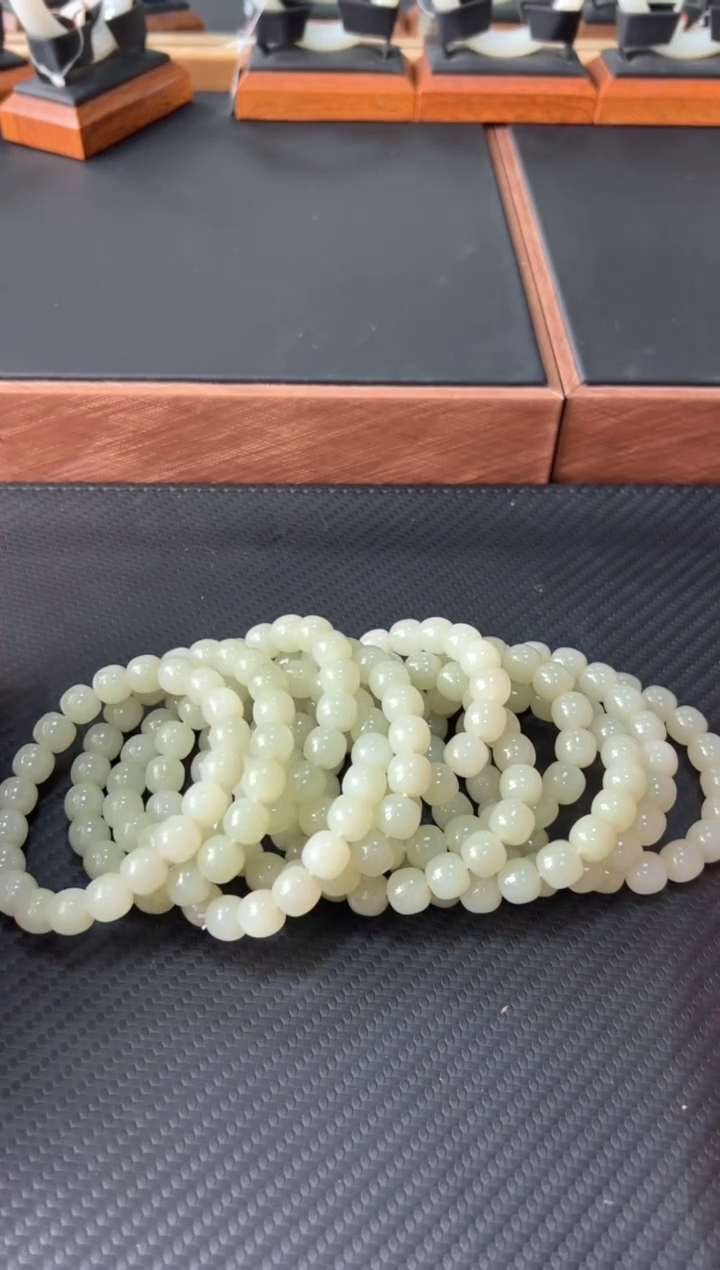手串未镶嵌和田玉于田微色差卡10J多样性发货拍一发一