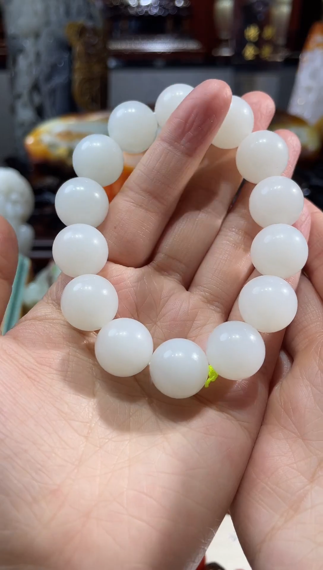 未镶嵌和田玉把件 